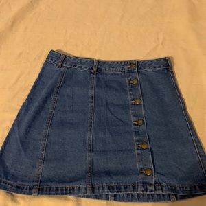 denim skirt